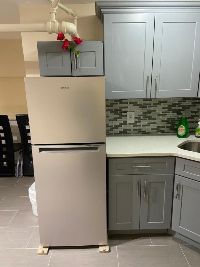 A Delightful Room In Queens นิวยอร์ก ภายนอก รูปภาพ