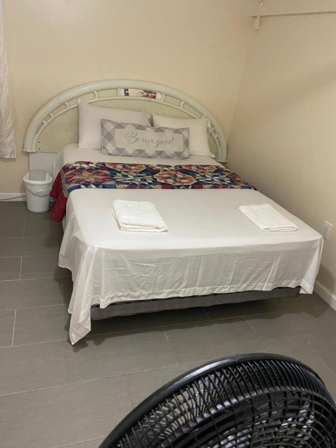 A Delightful Room In Queens นิวยอร์ก ภายนอก รูปภาพ