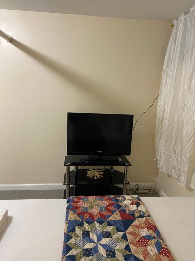 A Delightful Room In Queens นิวยอร์ก ภายนอก รูปภาพ